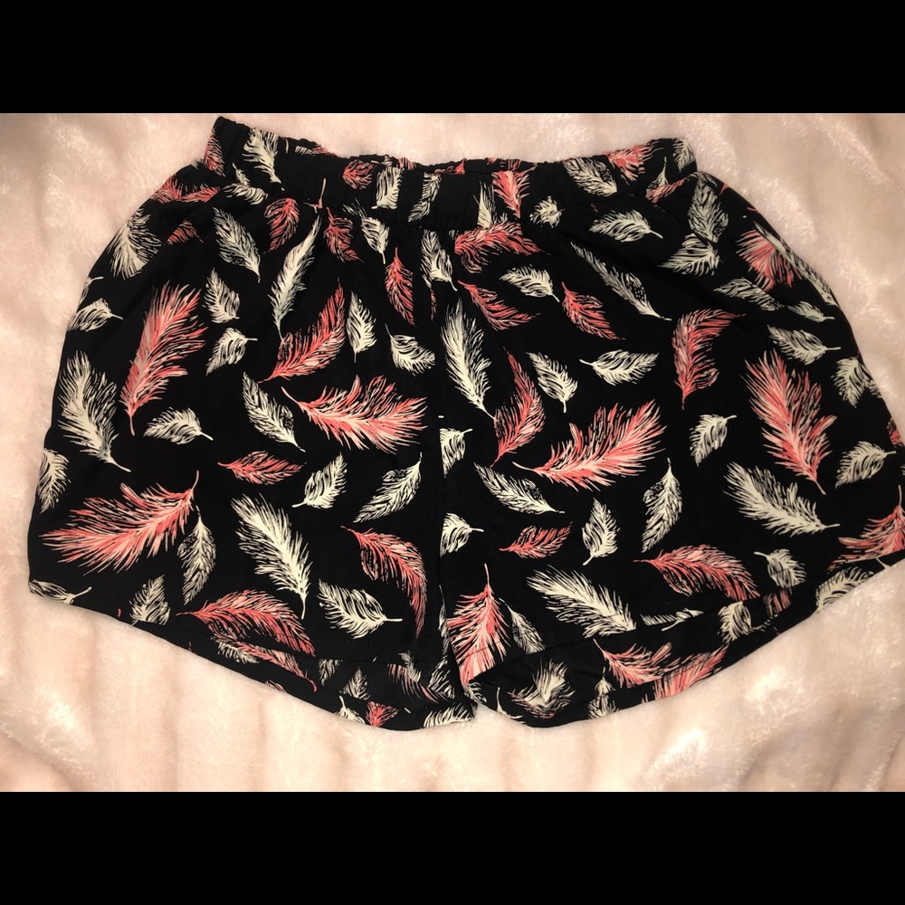 Feather shorts